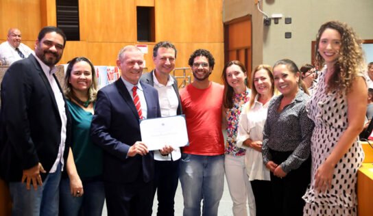 SINPRO/ES É HOMENAGEADO NA ASSEMBLEIA LEGISLATIVA DO ESTADO DO ESPÍRITO SANTO